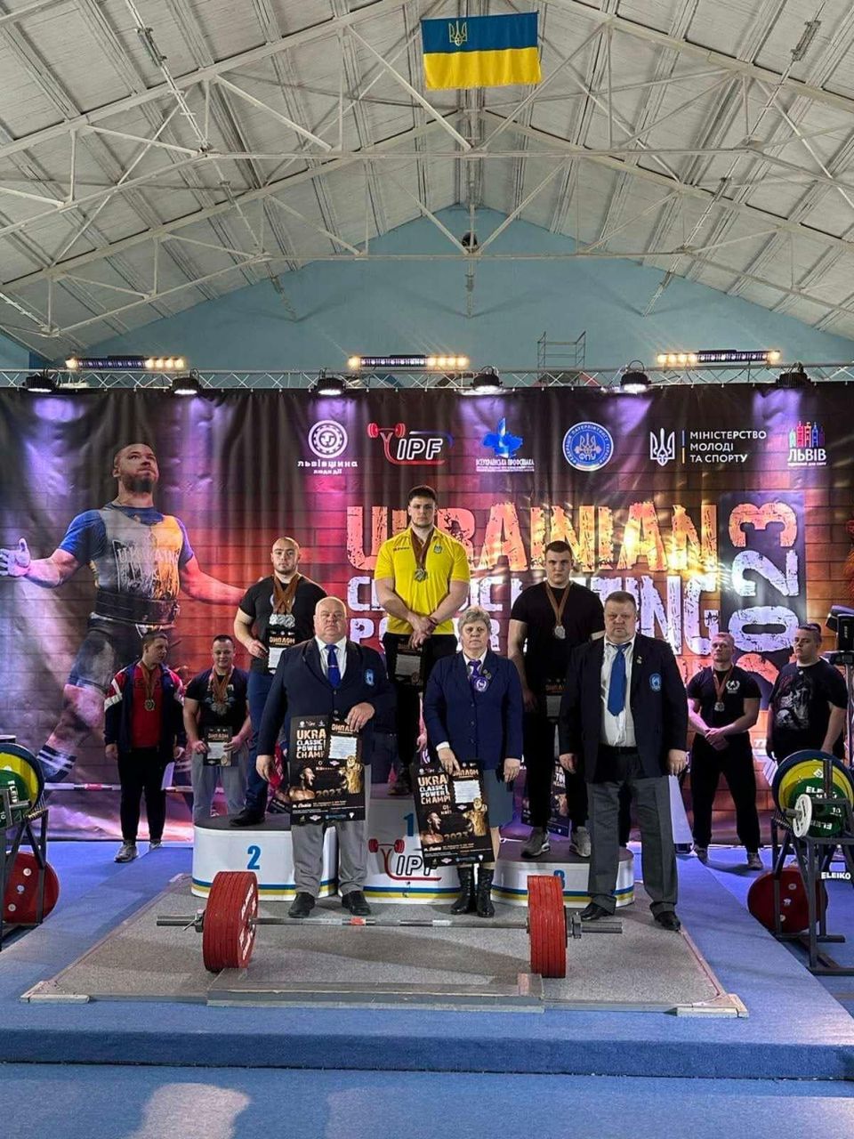 фото