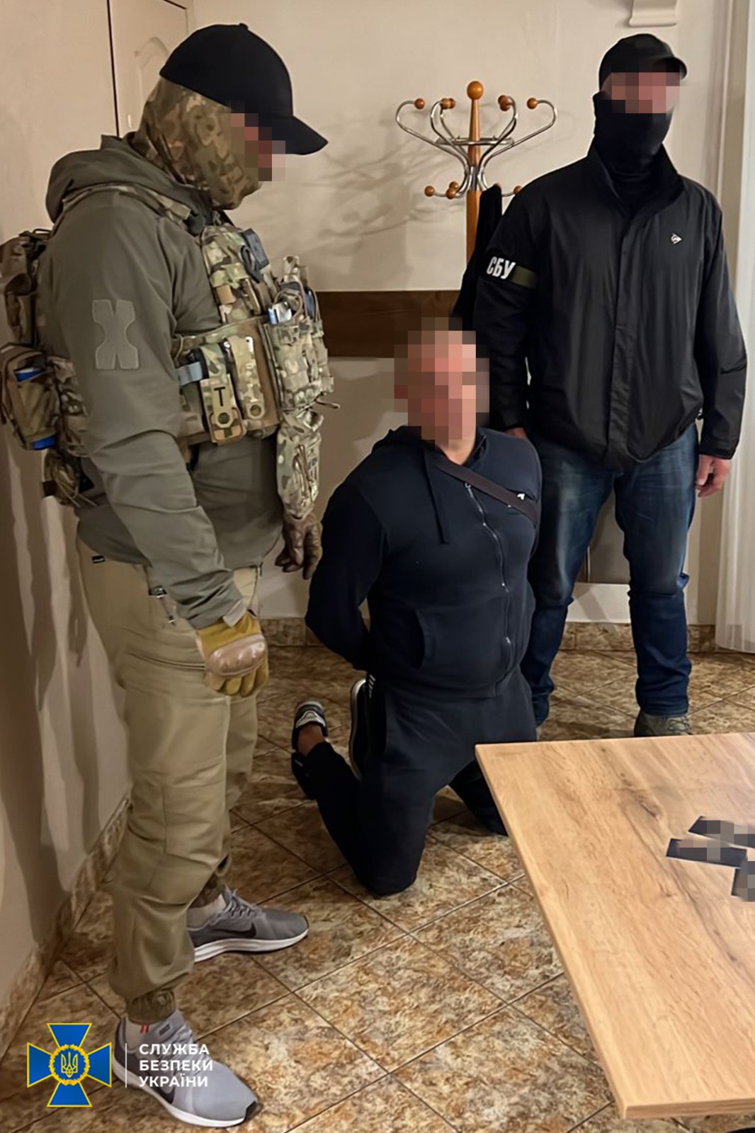 Оперативна зйомка силовиків 