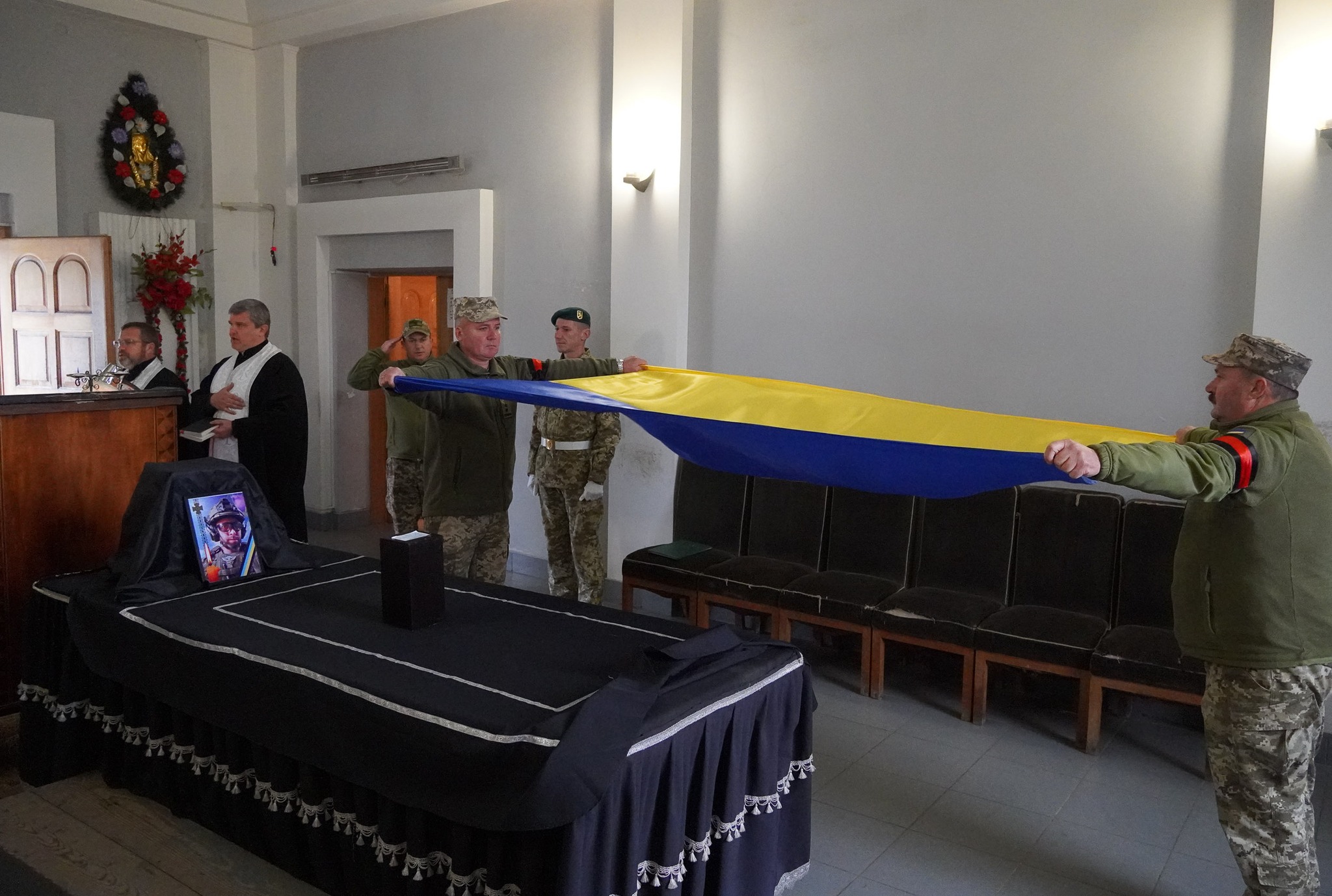 Прощання  з Воїном відбулося на Кальварії 