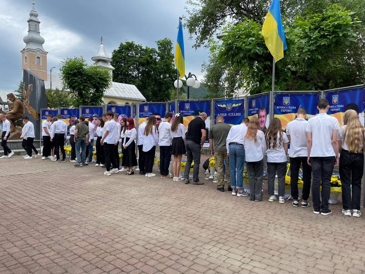 Алея Слави полеглим Героям