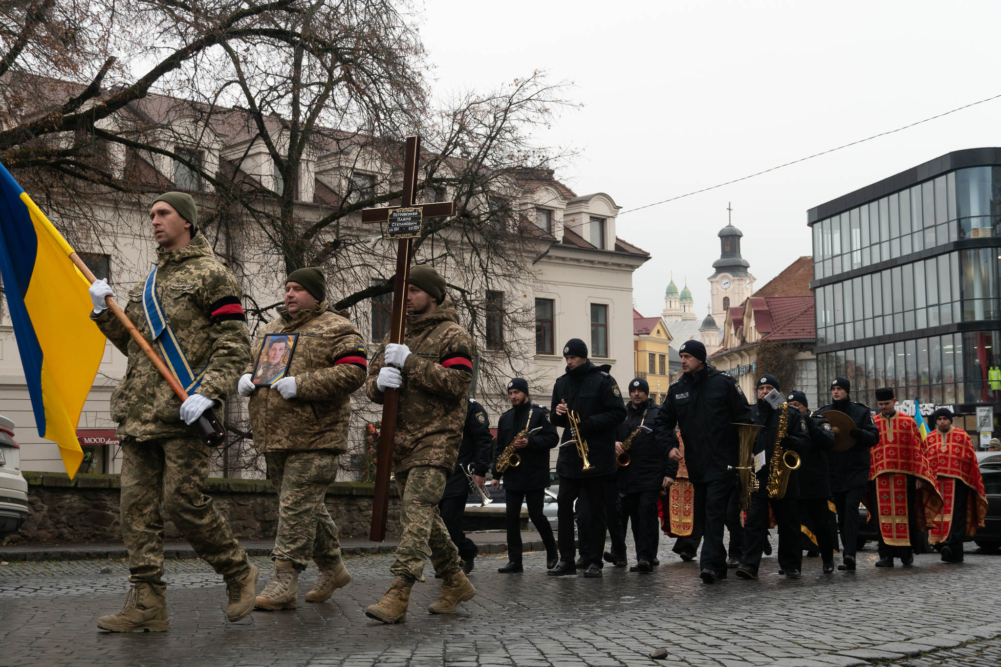 Прощання із воїном Павлом Петровським