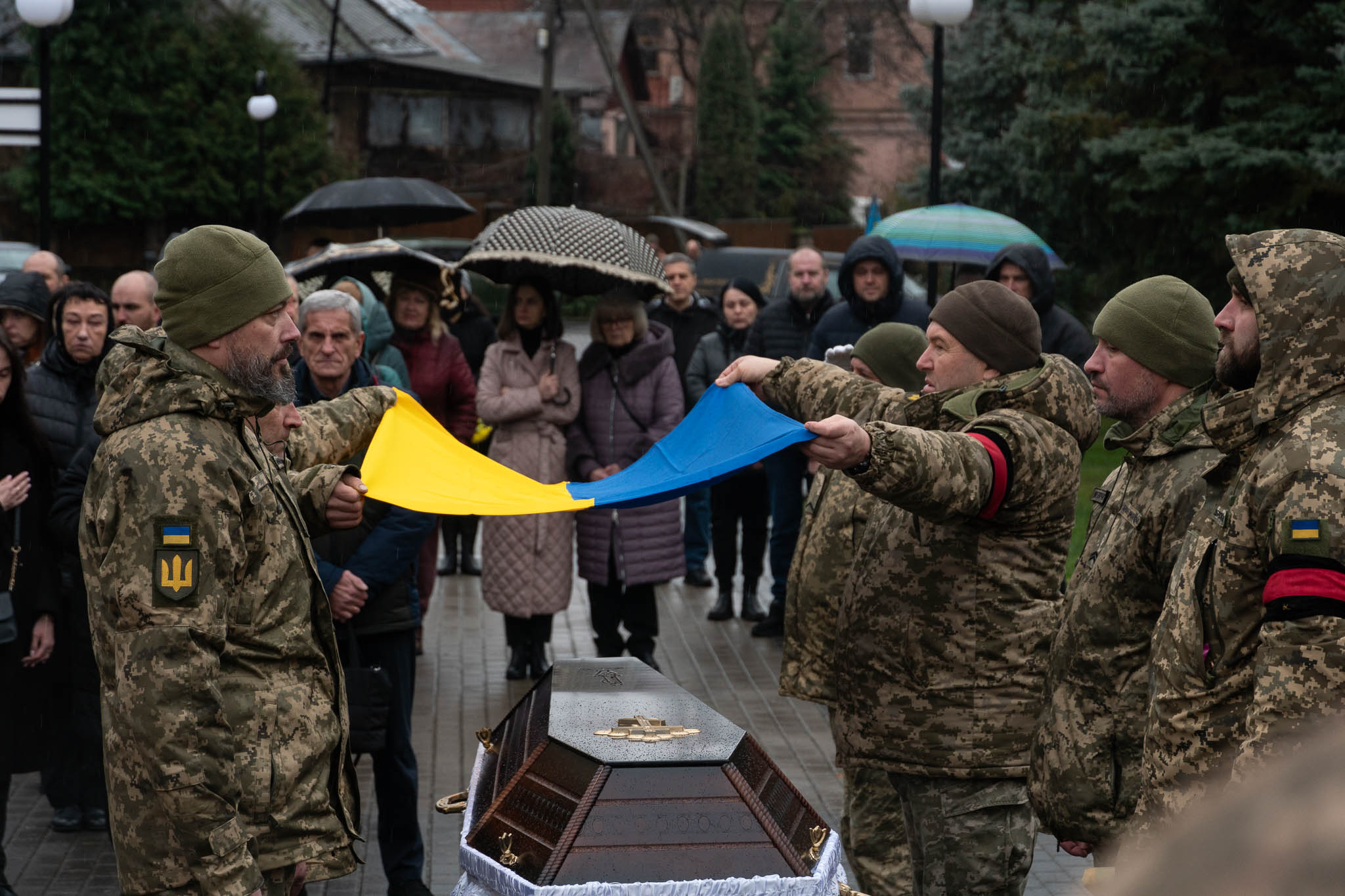 Прощання із воїном Віталієм Боднарчуком