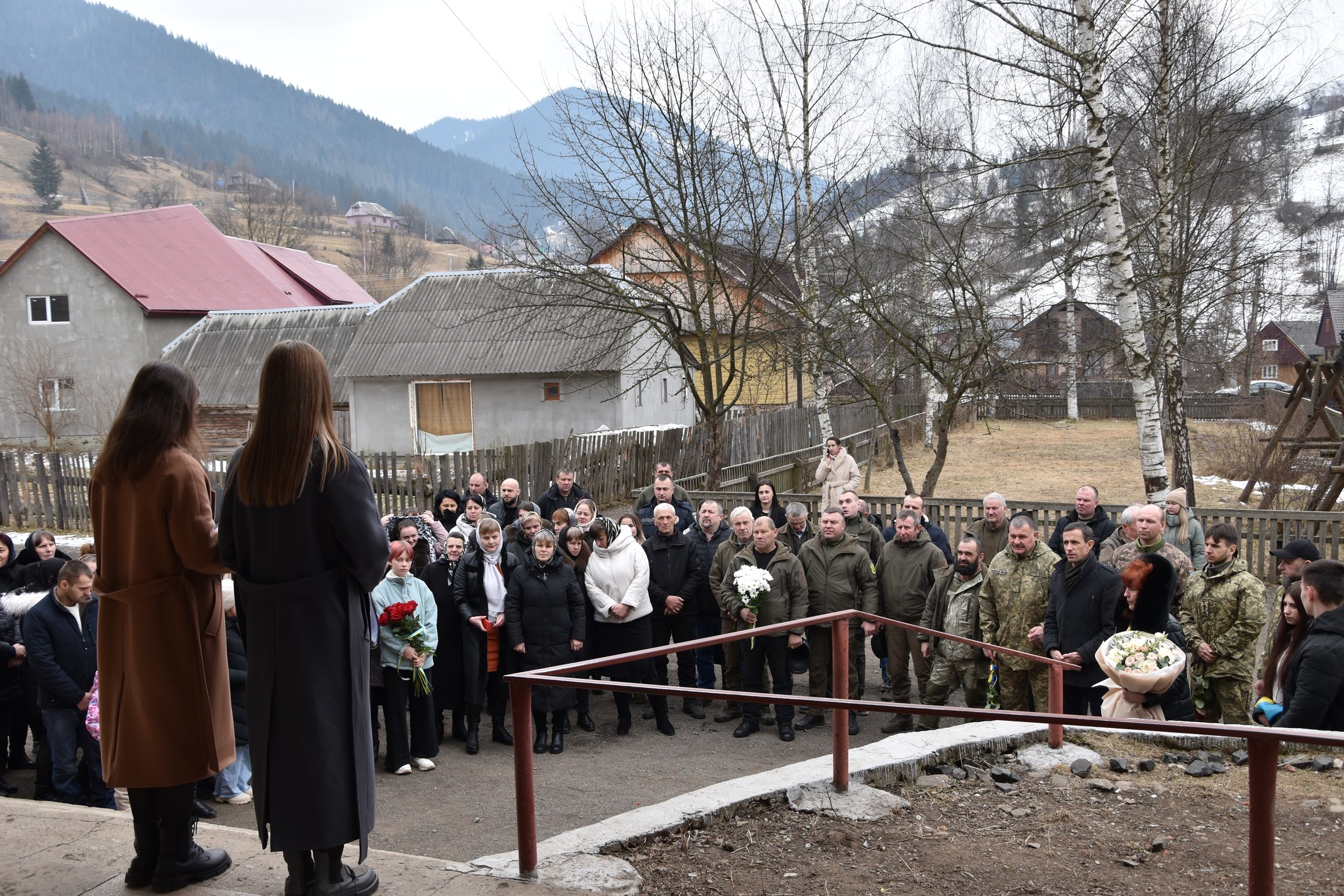 Встановлення пам’ятної дошки воїну Івану Мезею 