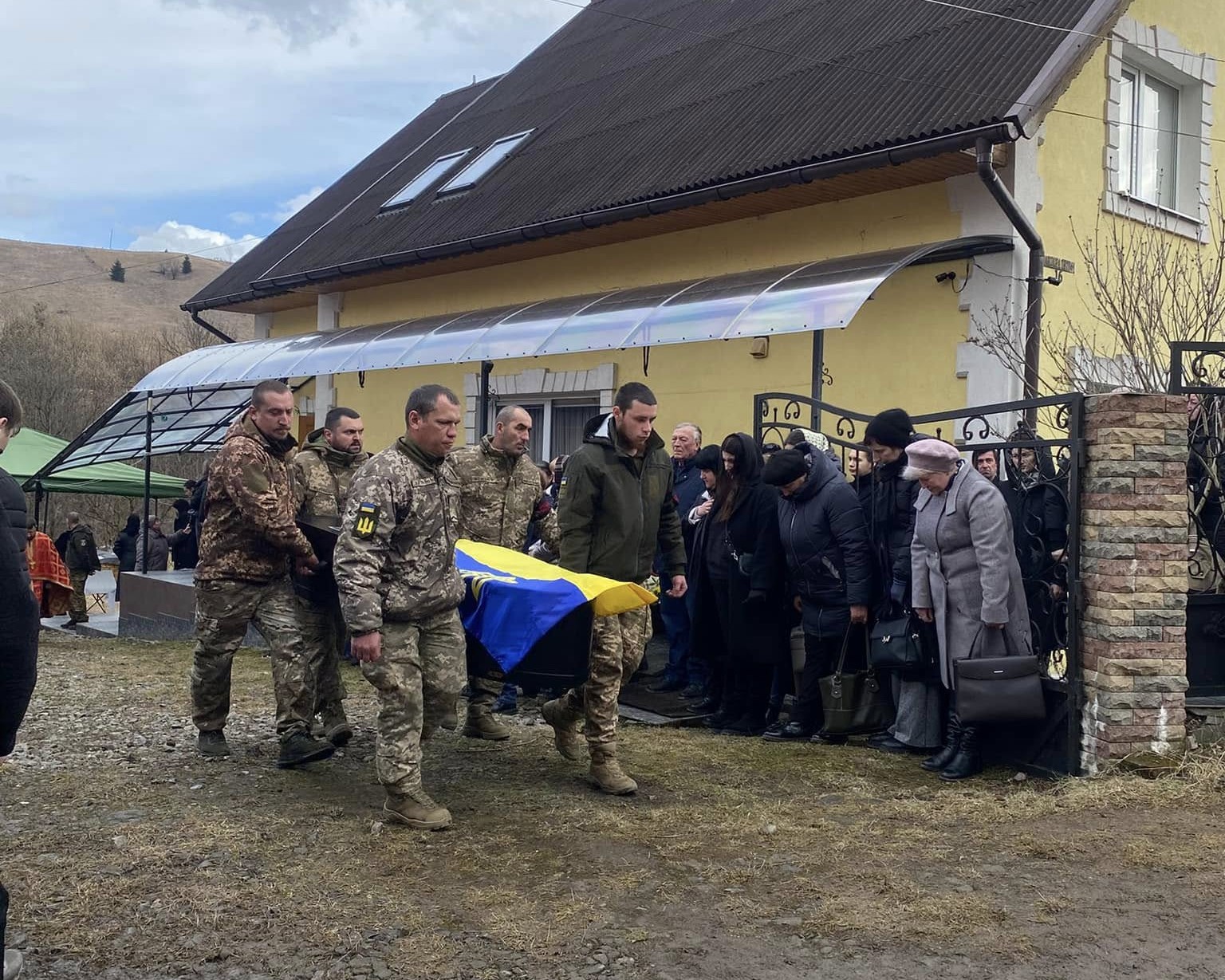 Прощання із воїном Юрієм Жураківським