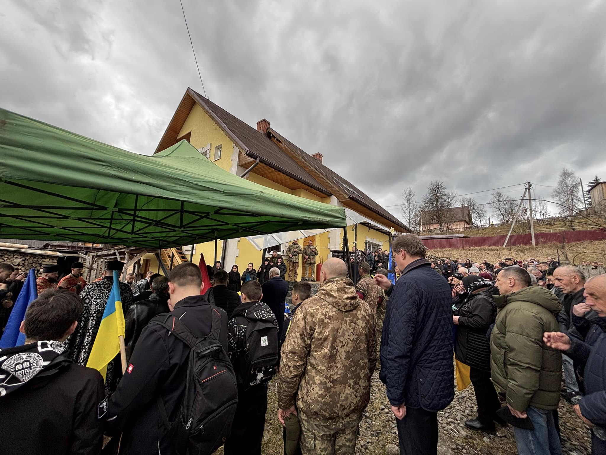 Прощання із воїном Юрієм Жураківським