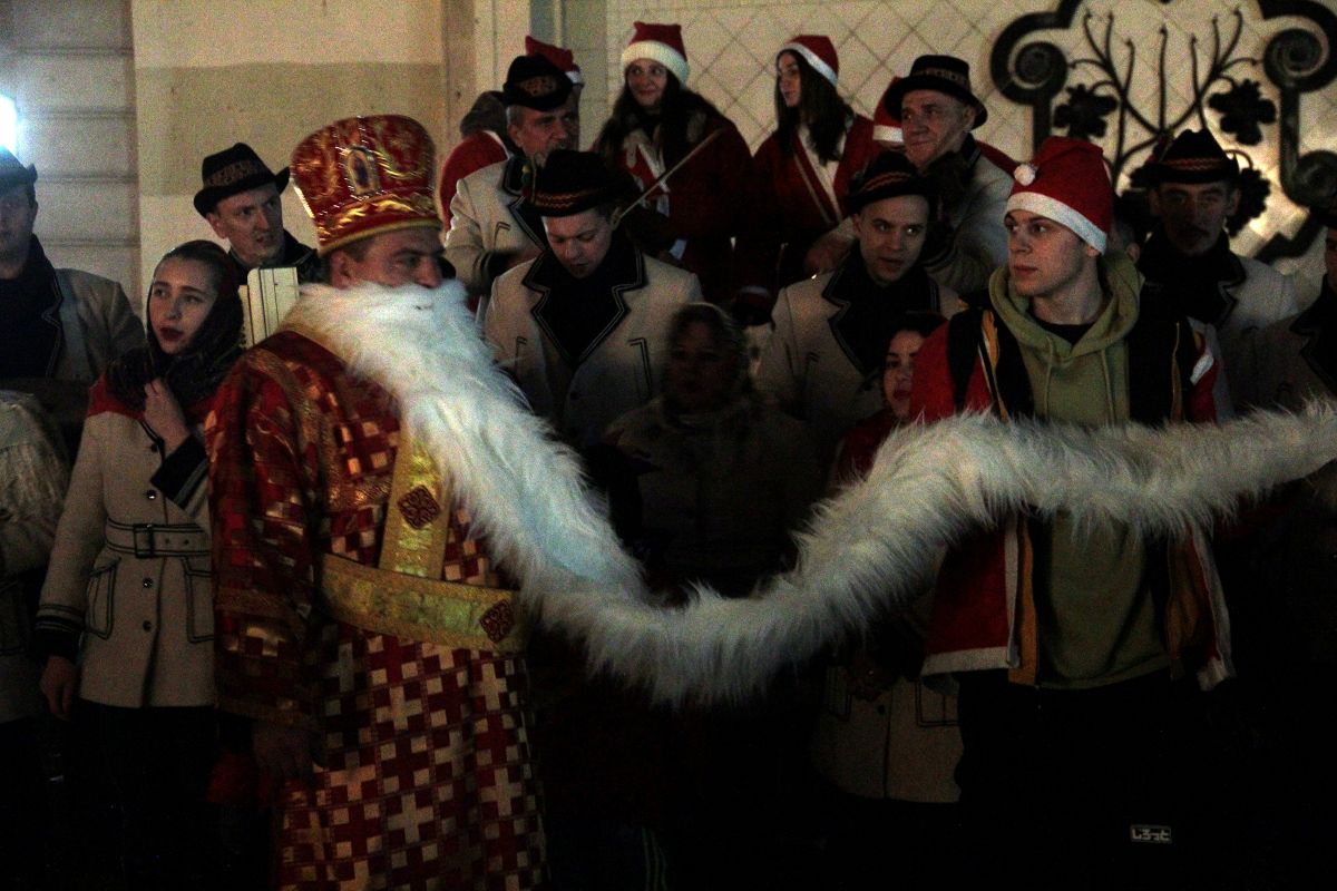 Парад Миколайчиків в Ужгороді