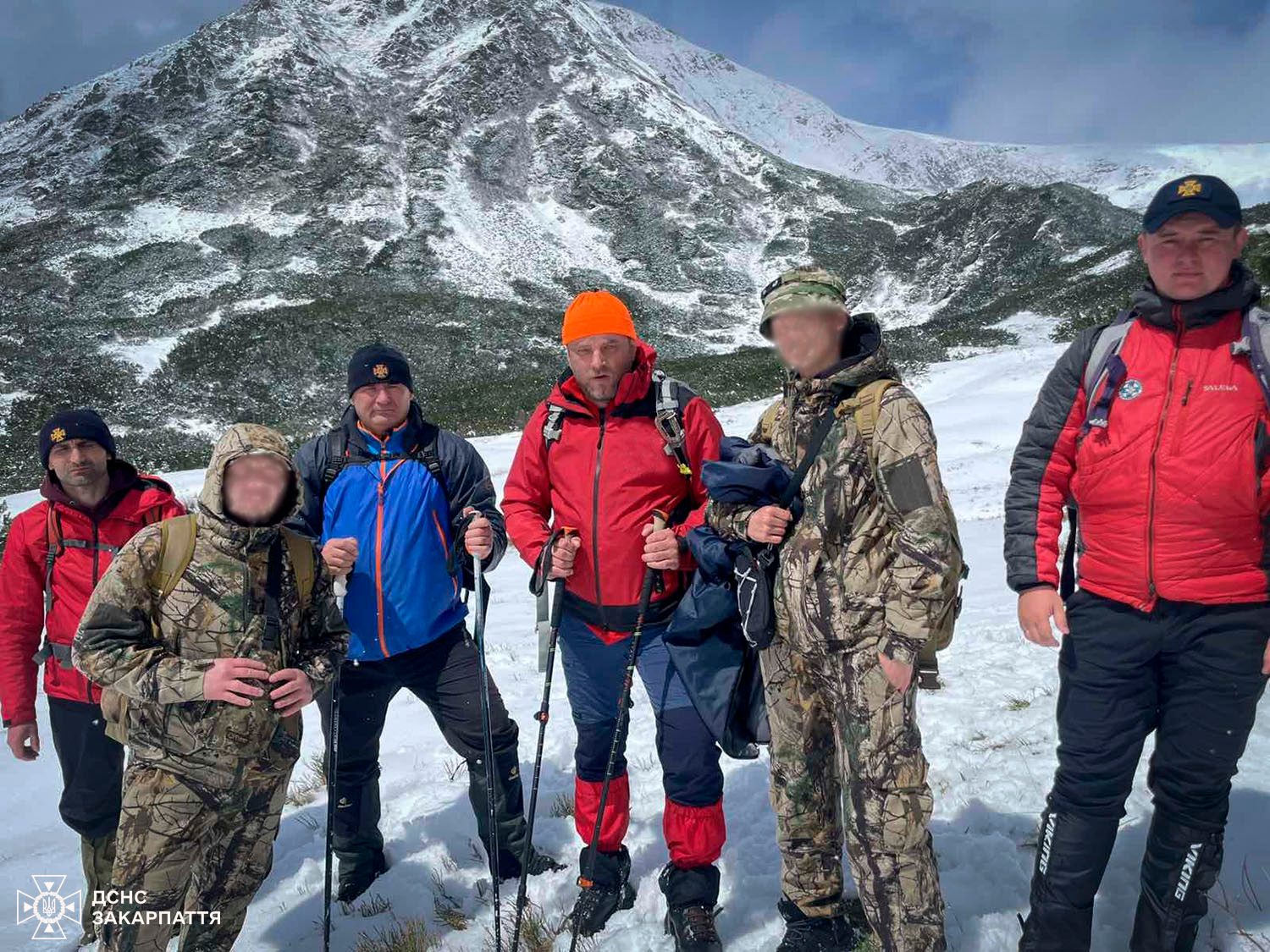 Рятувальники із заблукалими