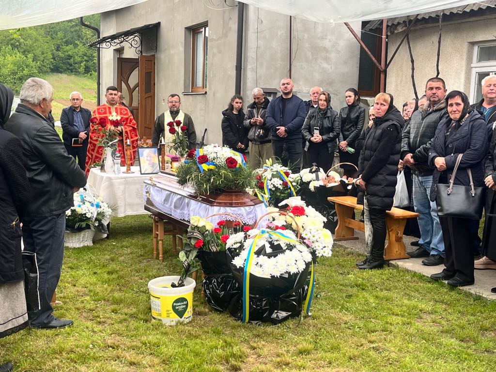 Прощання з воїном Андрієм Алексиком