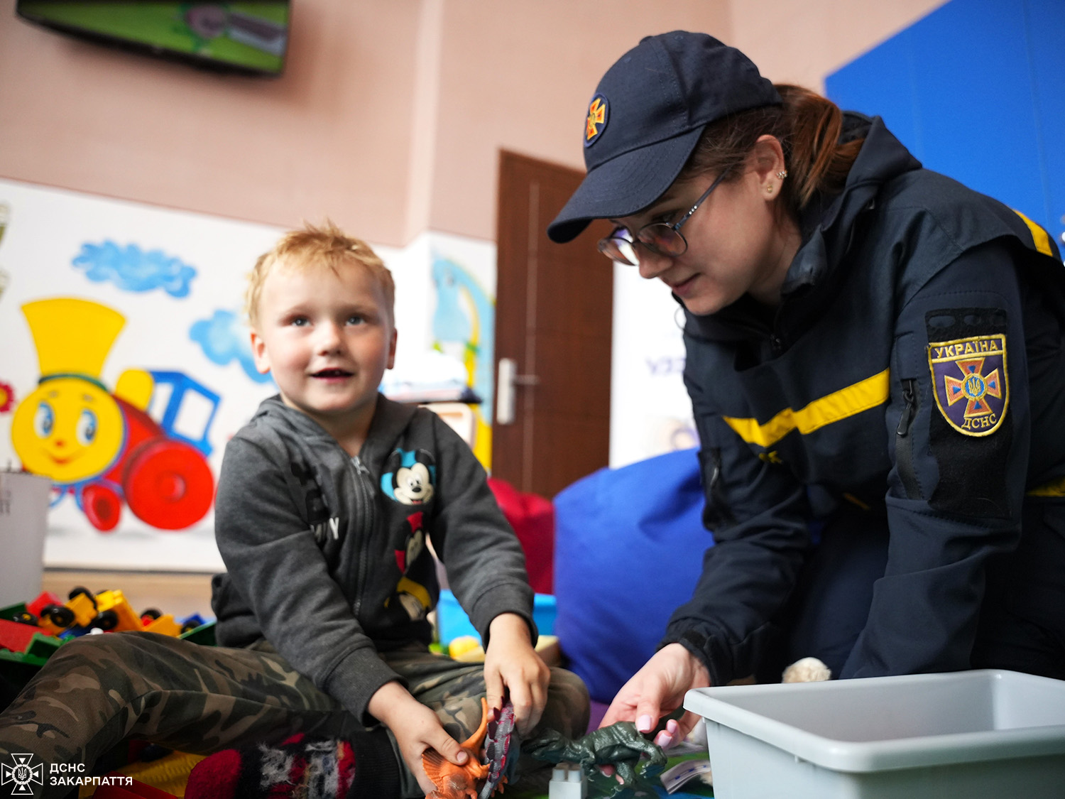 Евакуйовані мешканці Донеччини у Мукачеві