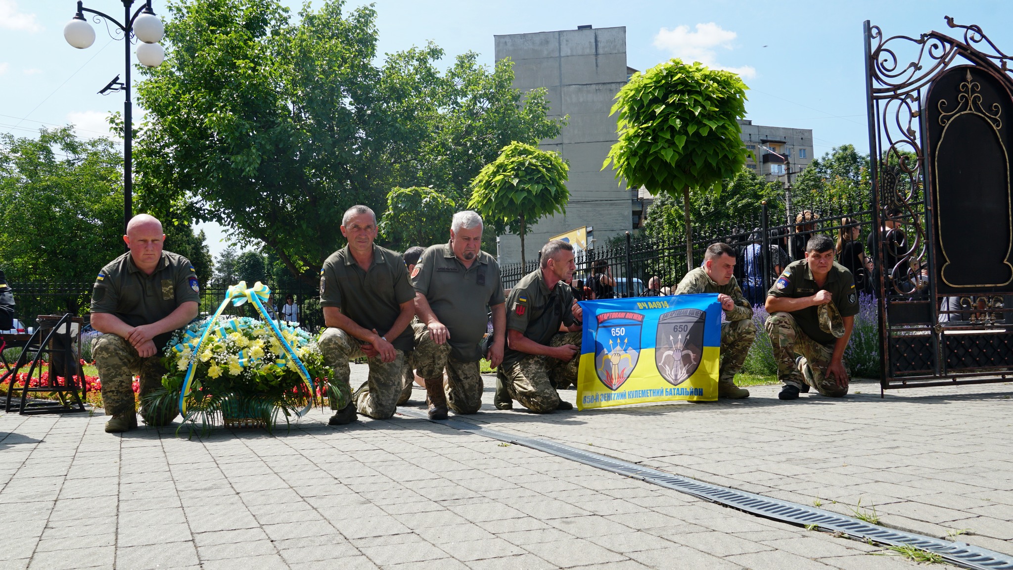 Прощання з офіцером Анатолієм Гунченком