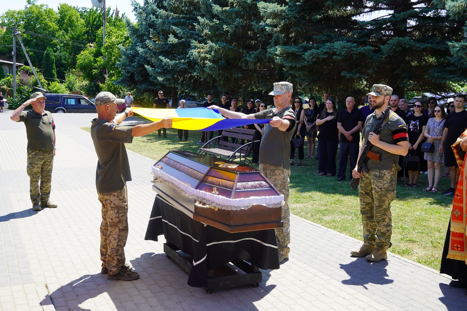 Прощання з полеглим військовим Сергієм Желізкою