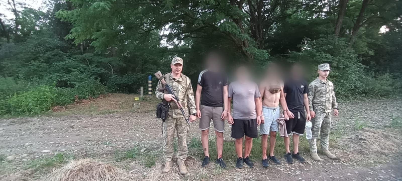 Затримані закарпатці