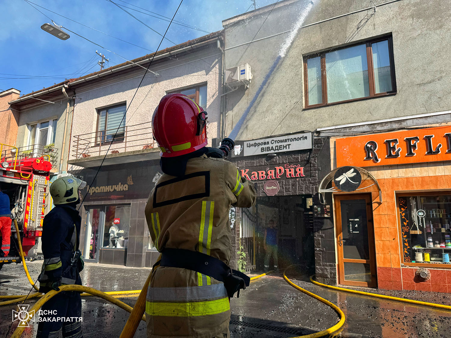 Наслідки пожежі у центрі Мукачева