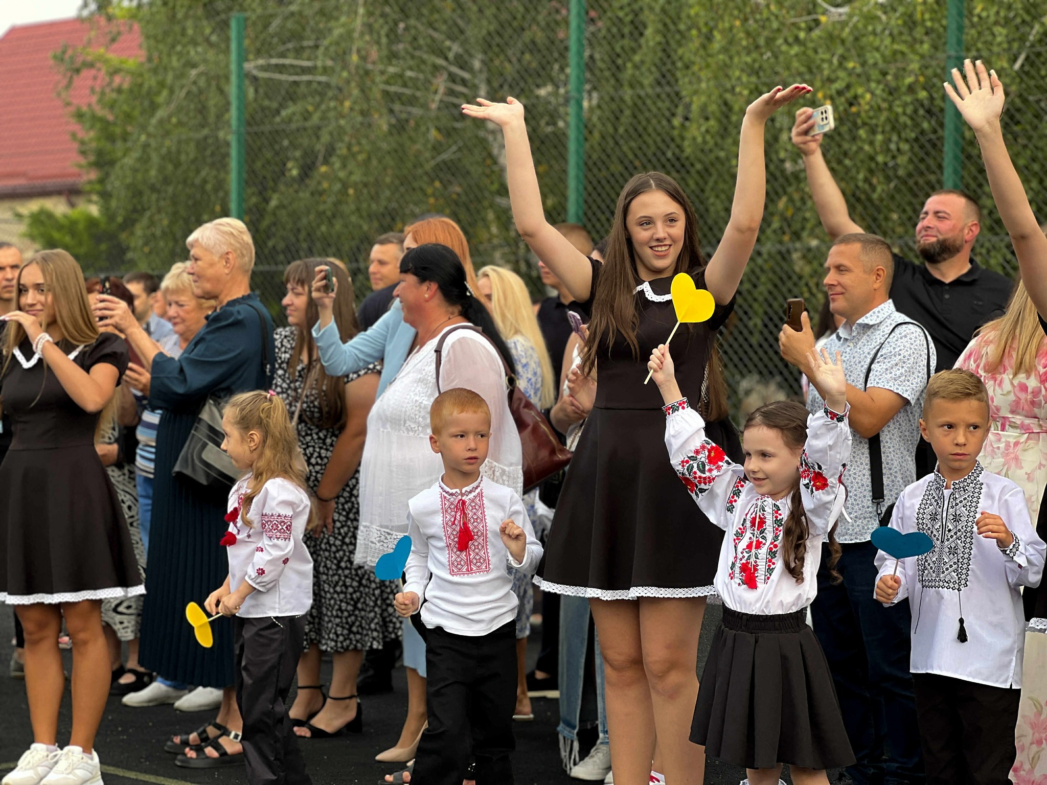 Першокласники у Мукачеві