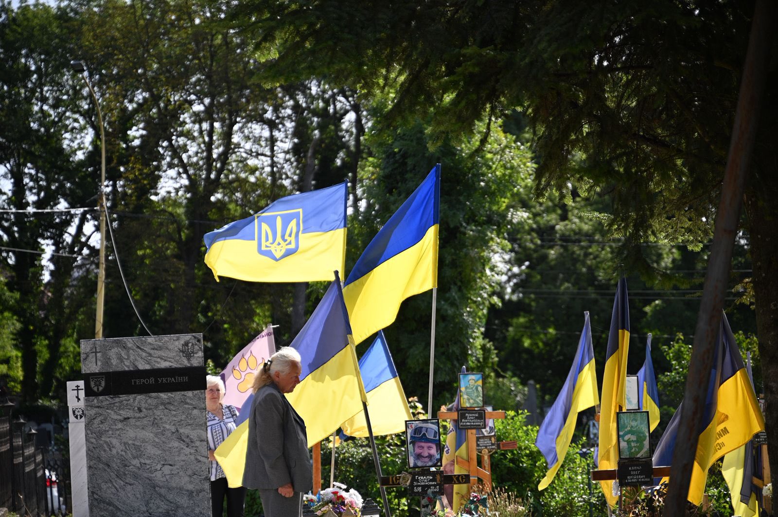 Вшанування пам'яті загиблих Героїв на Пагорбі Слави в Ужгороді