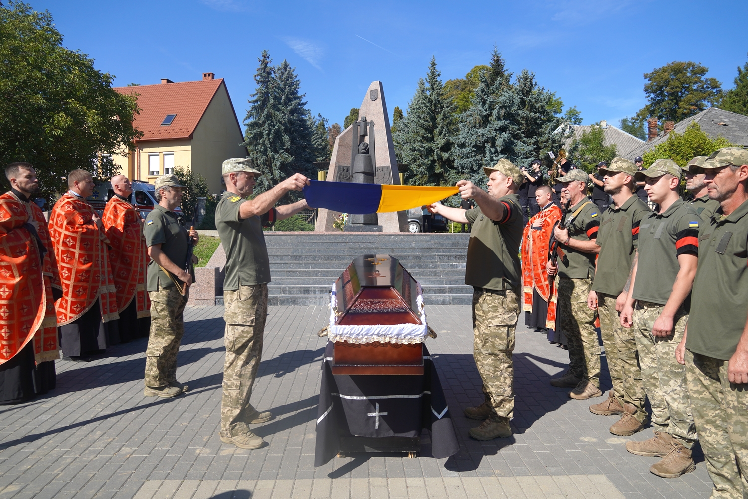 Прощання з воїном Андрієм Поганем