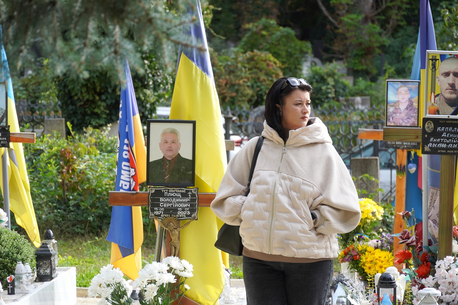 Вшанування памʼяті полеглих воїнів у День захисників