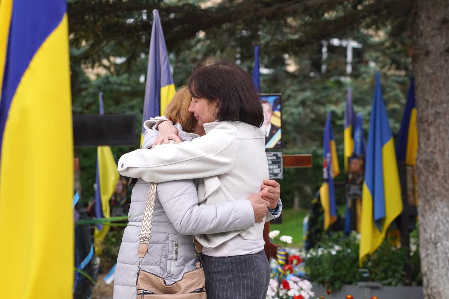 Вшанування памʼяті полеглих воїнів у День захисників