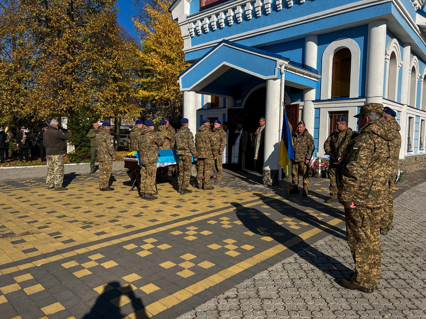 Прощання з воїном Романом Погребняком
