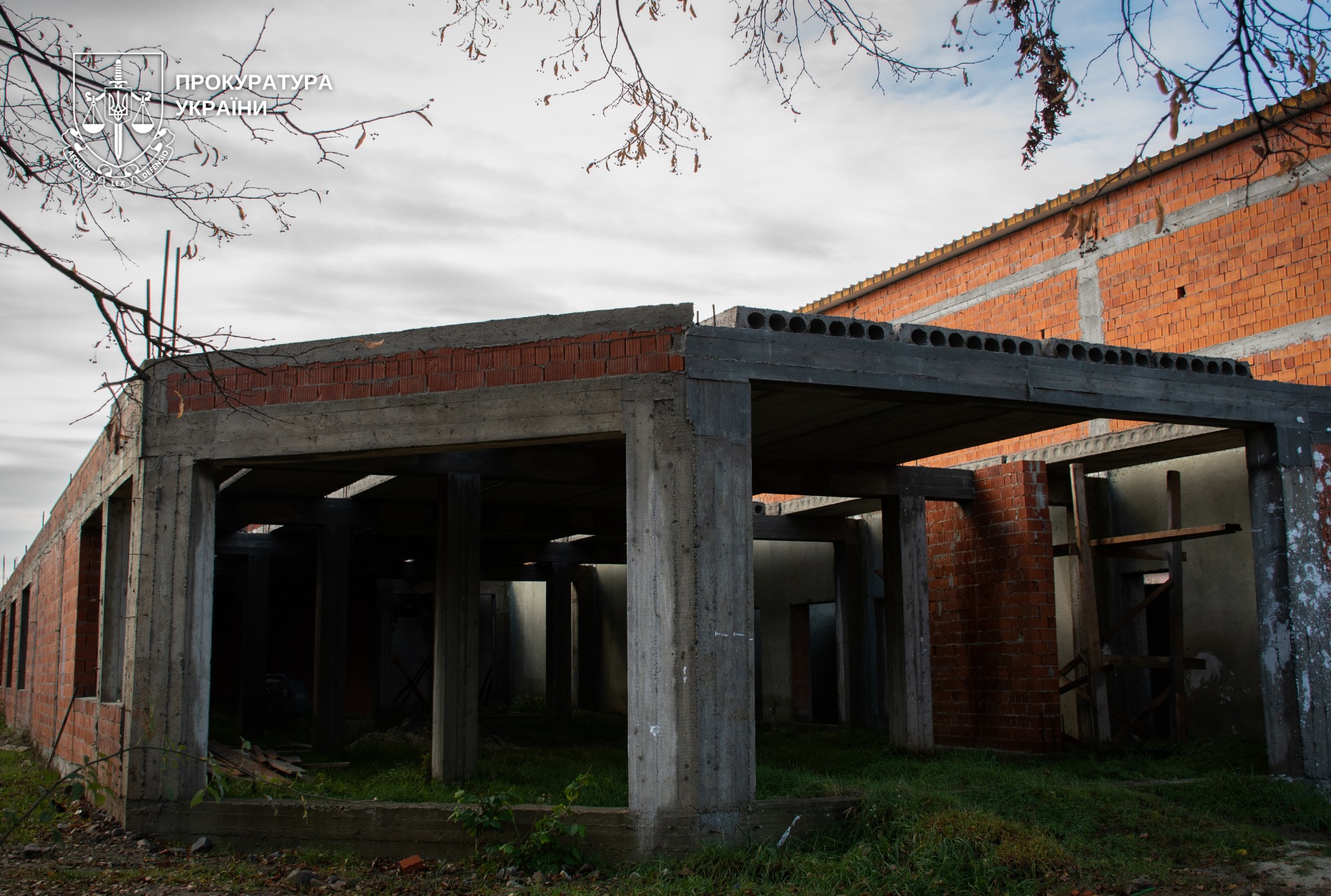 Будівництво спорткомплексу