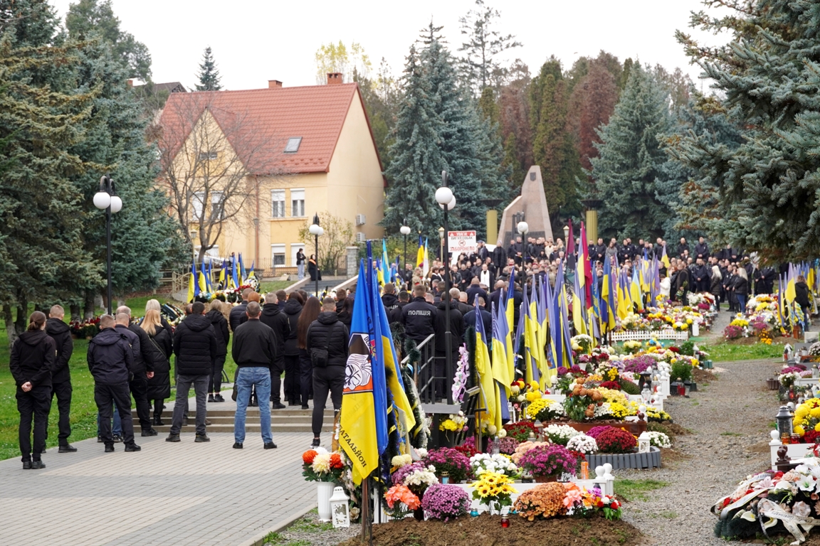 Прощання з полеглим поліцейським Юрієм Василиженком