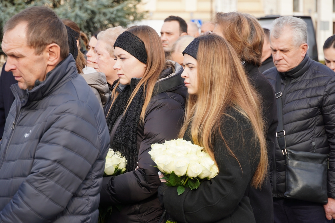 Прощання з полеглим поліцейським Юрієм Василиженком