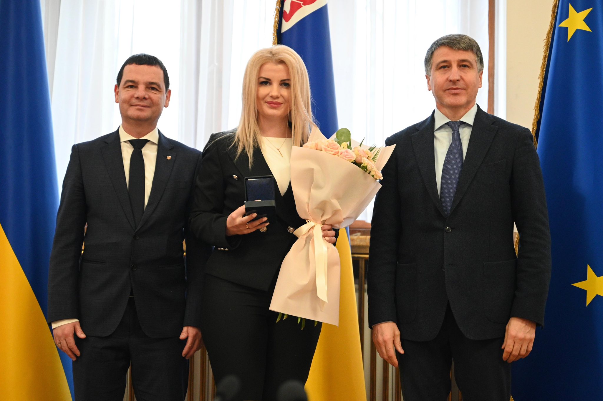 Вручення відзнаки "За розвиток Закарпаття"