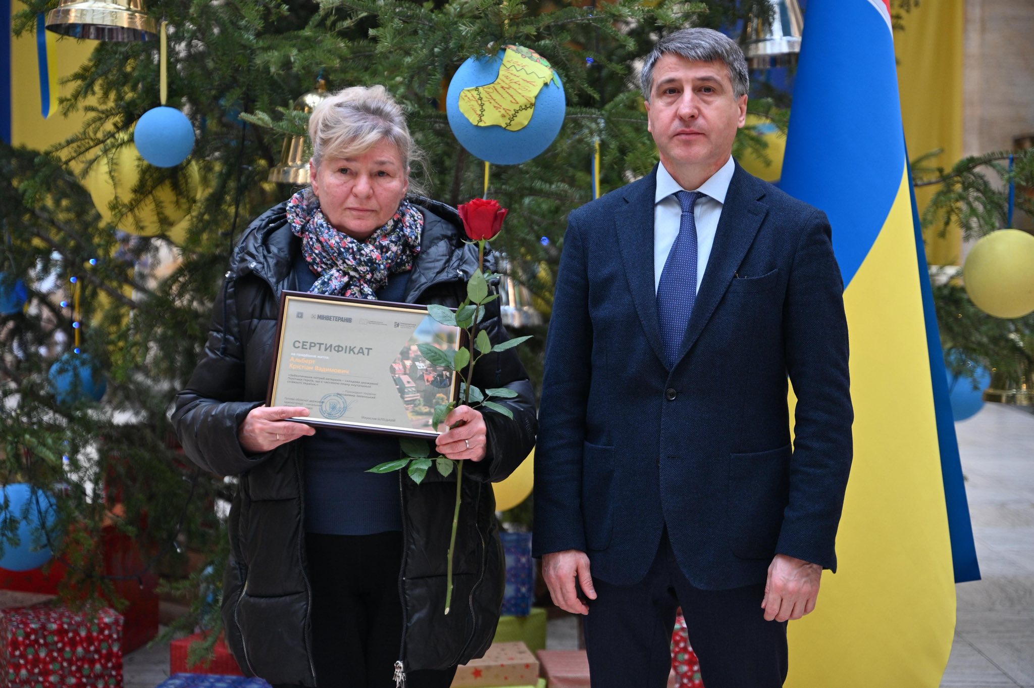 Родинам воїнів на Закарпатті вручили сертифікати на оселю