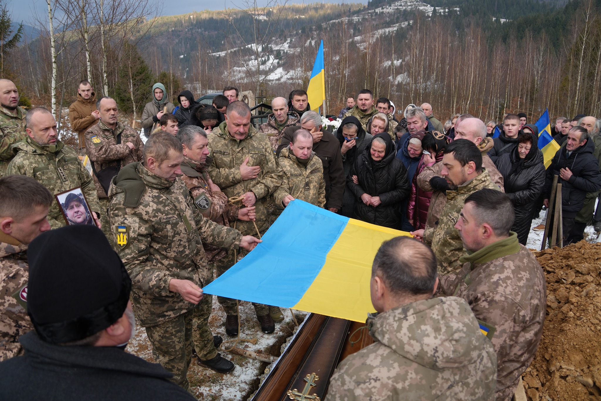 Прощання із воїном Юрієм Бунчею