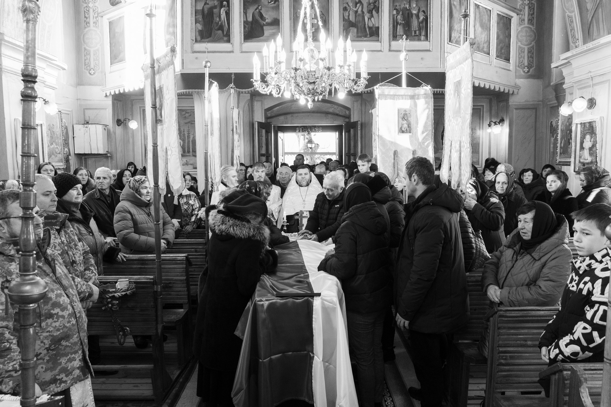 Прощання з полеглим воїном Сергієм Швардаком