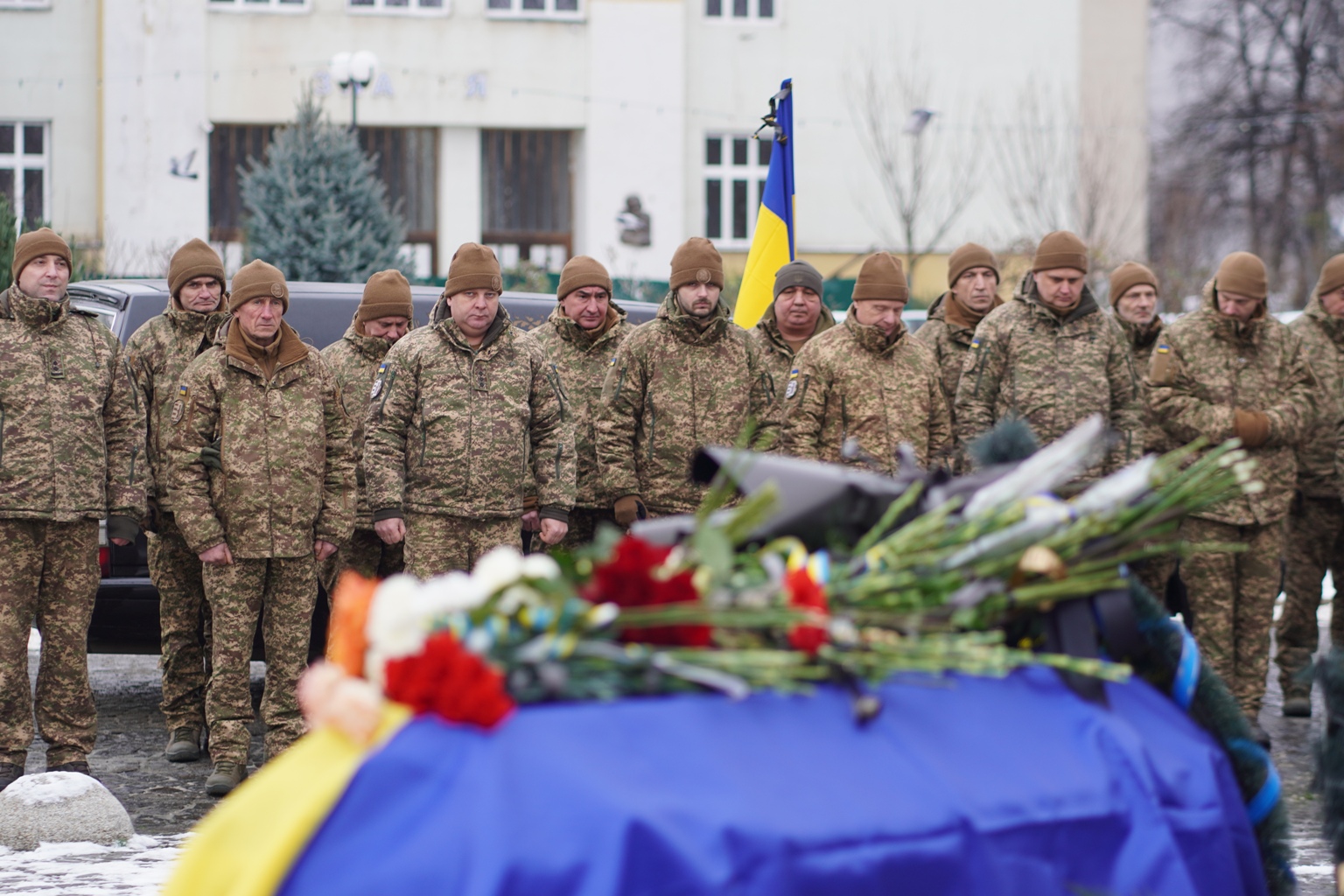 Прощання із воїном Миколою Головком в Ужгороді