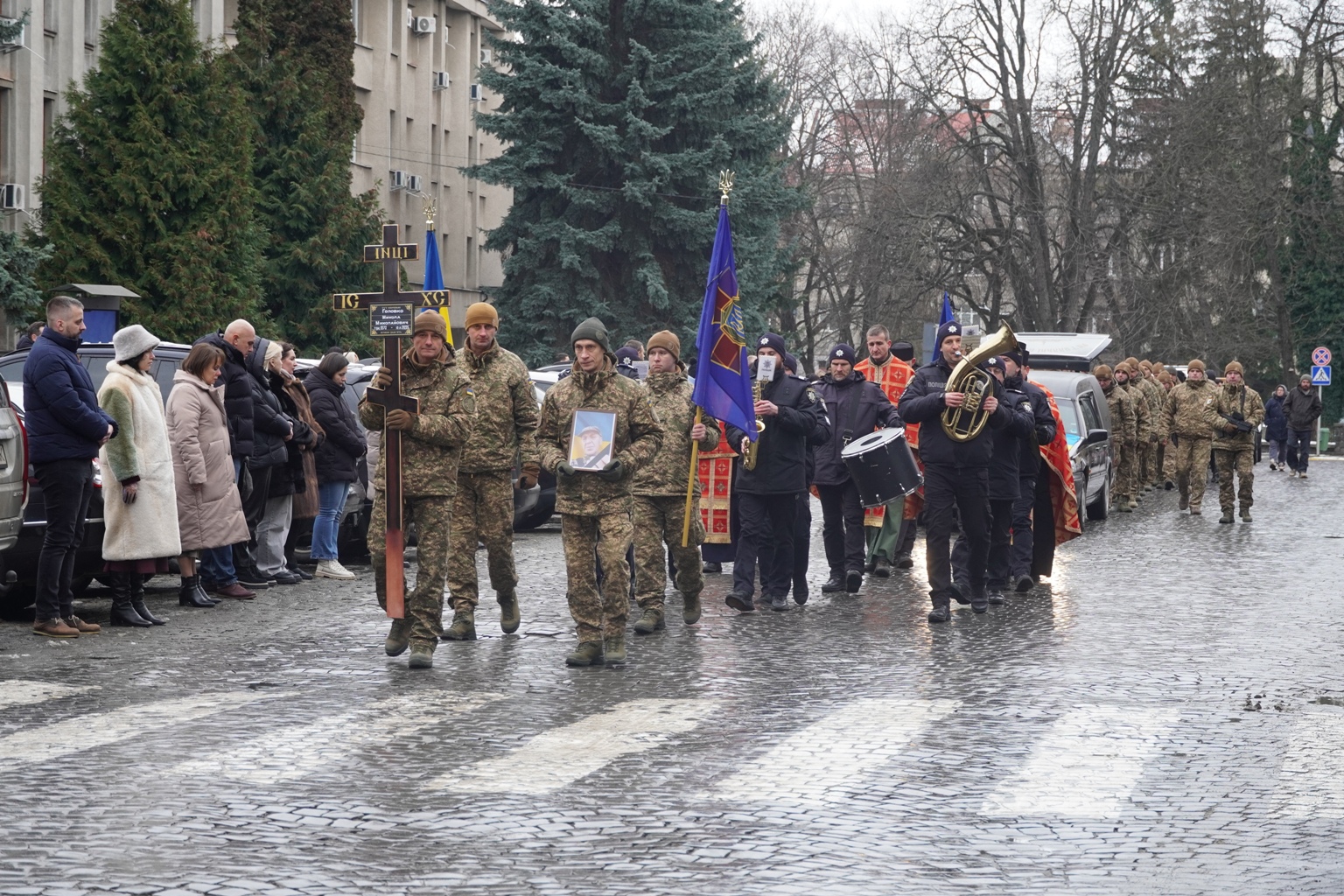 Прощання із воїном Миколою Головком в Ужгороді