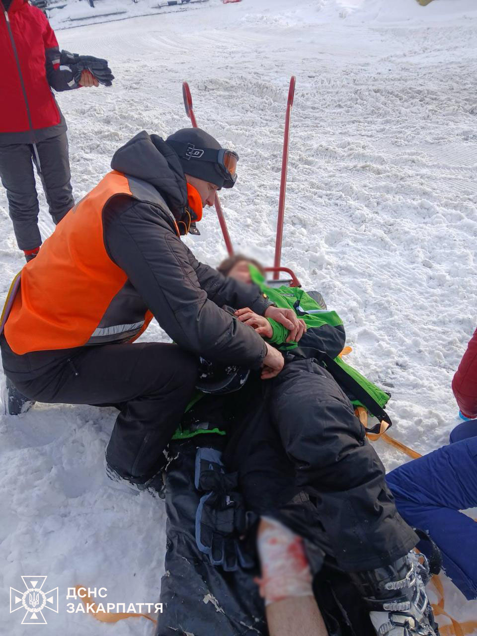 Допомога лижнику