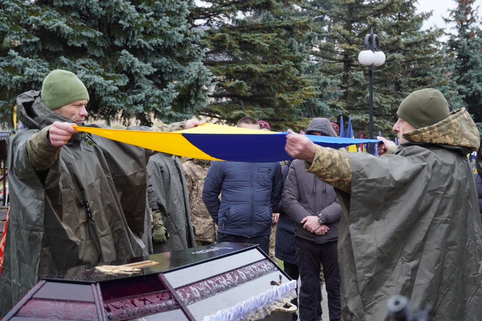 Прощання із воїном Тарасом Сірком в Ужгороді