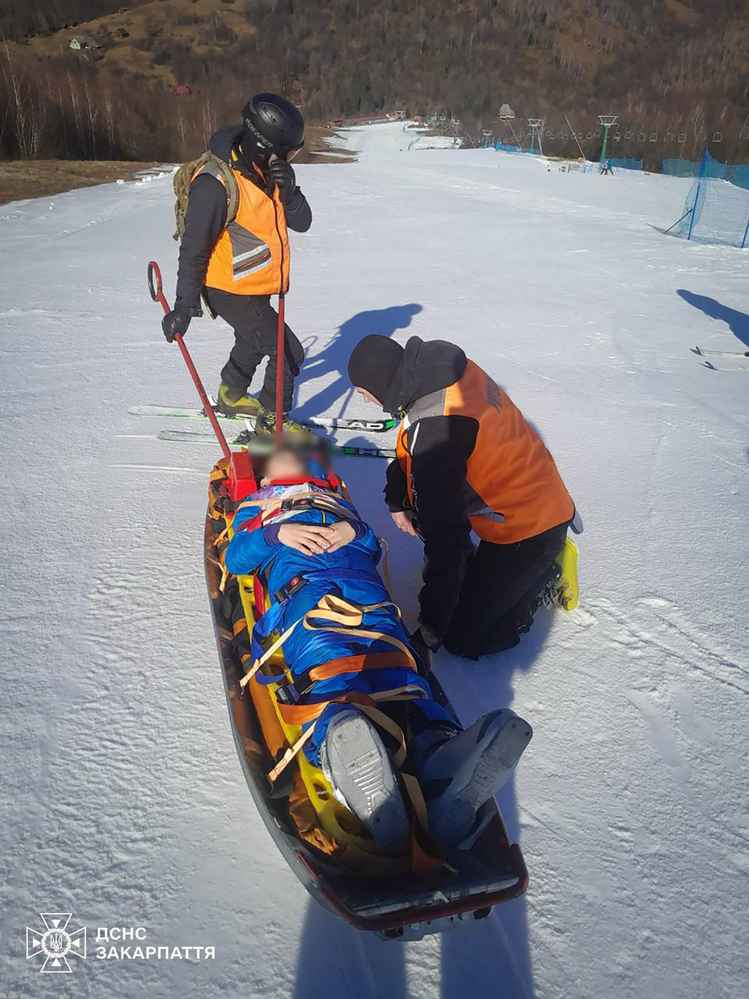 Транспортування травмованого хлопчика