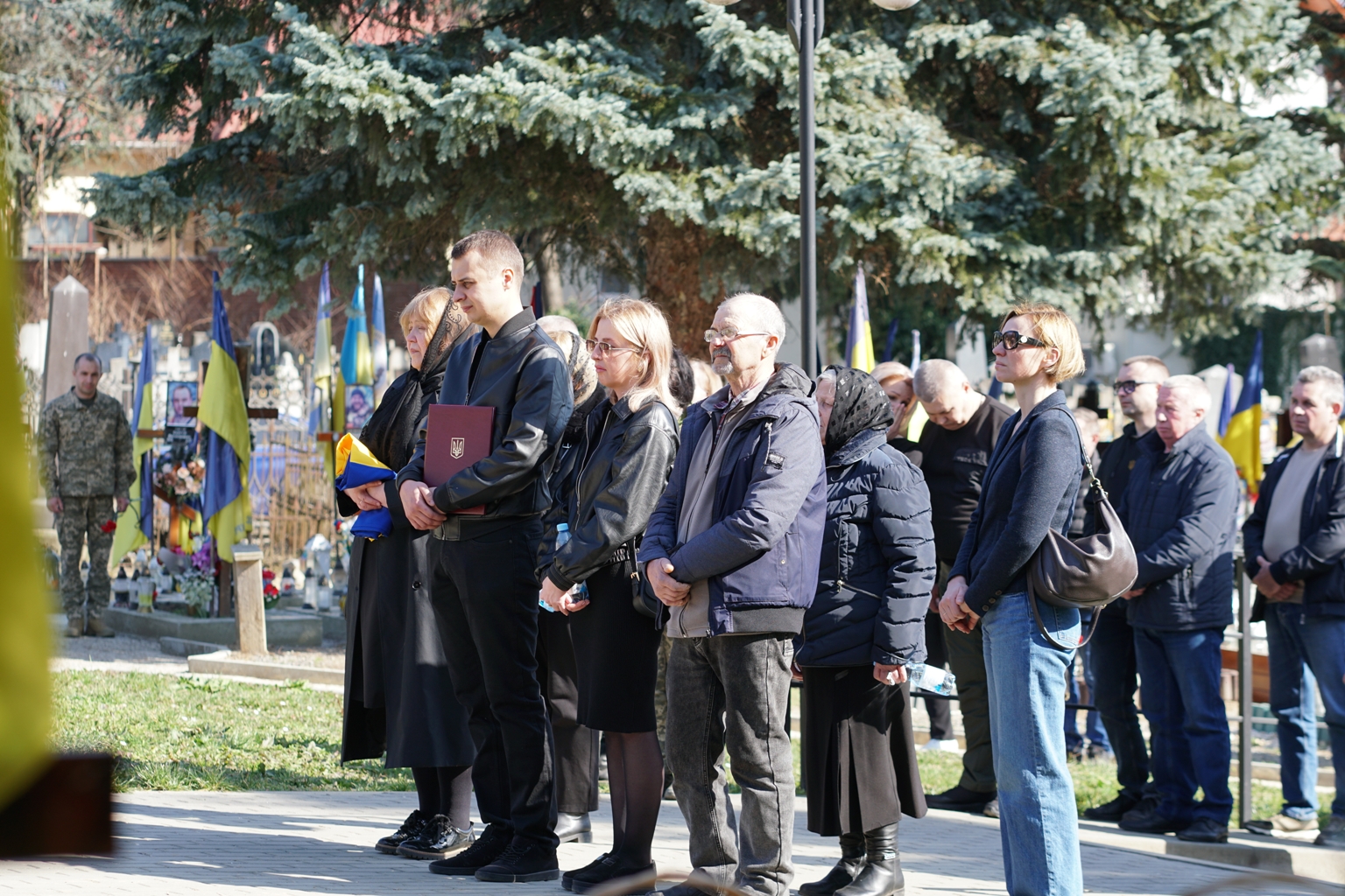 Прощання із офіцером Олександром Сахнюком в Ужгороді