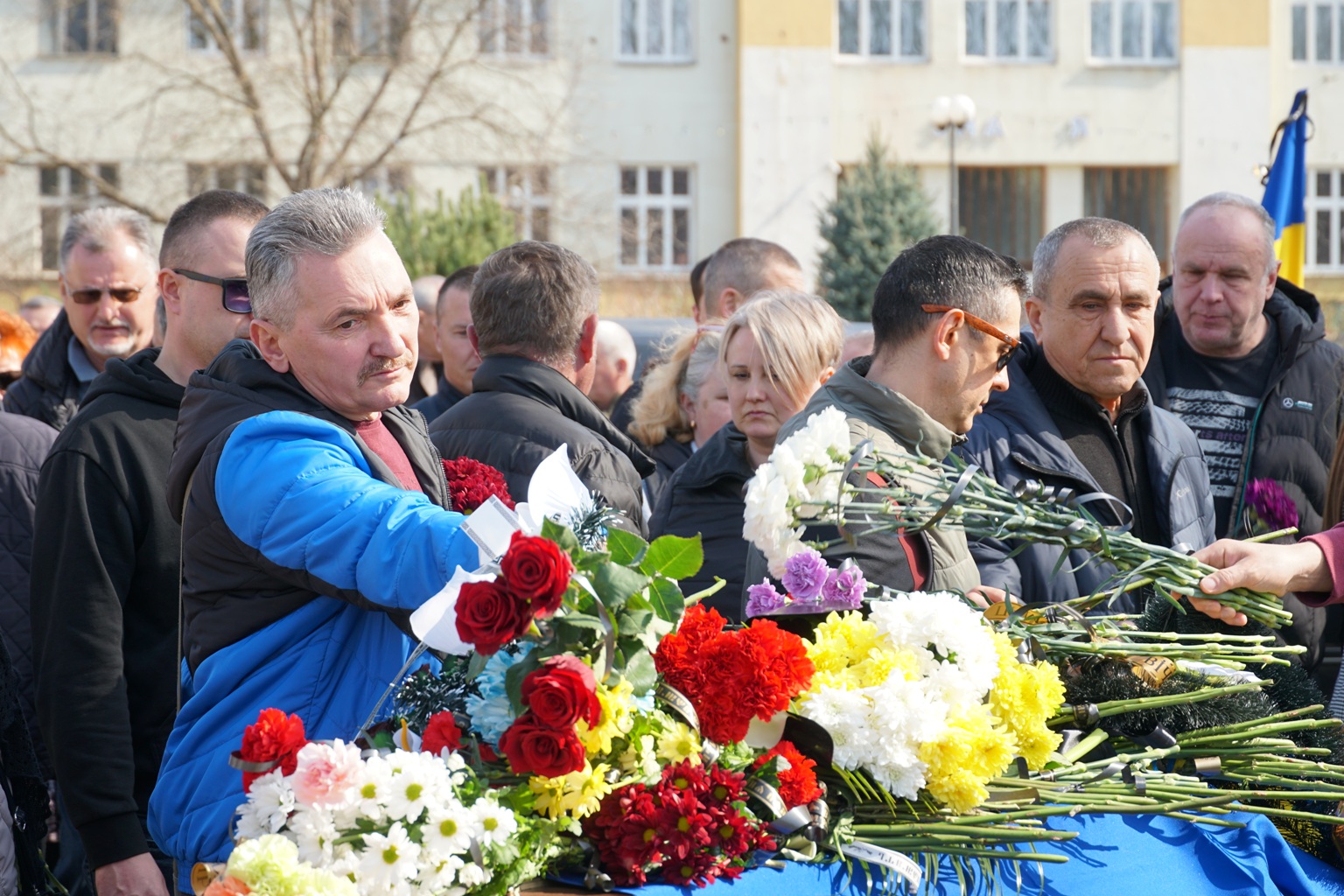 Прощання із офіцером Олександром Сахнюком в Ужгороді