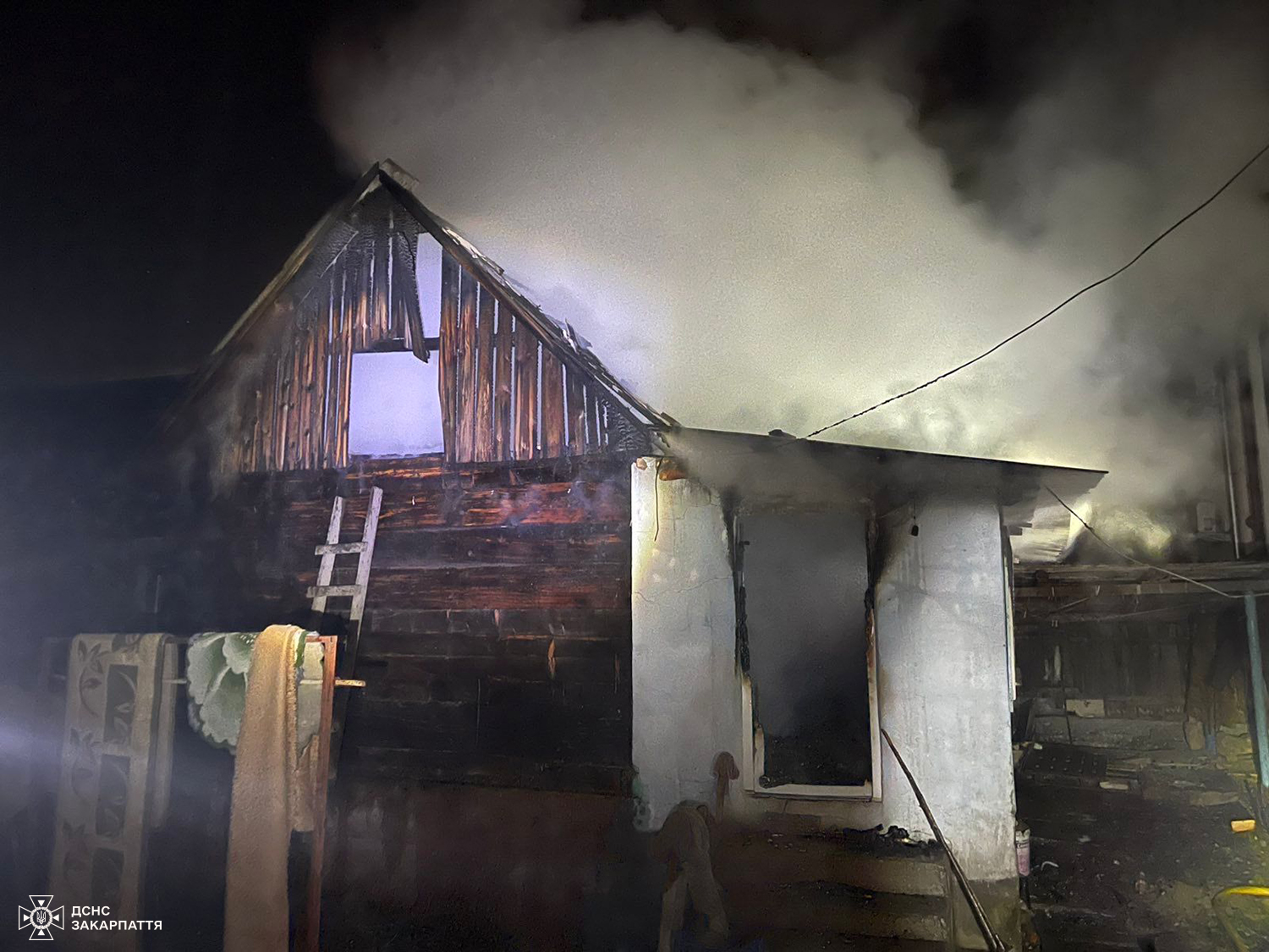 Загоряння у літній кухні в селі Нижня Апша