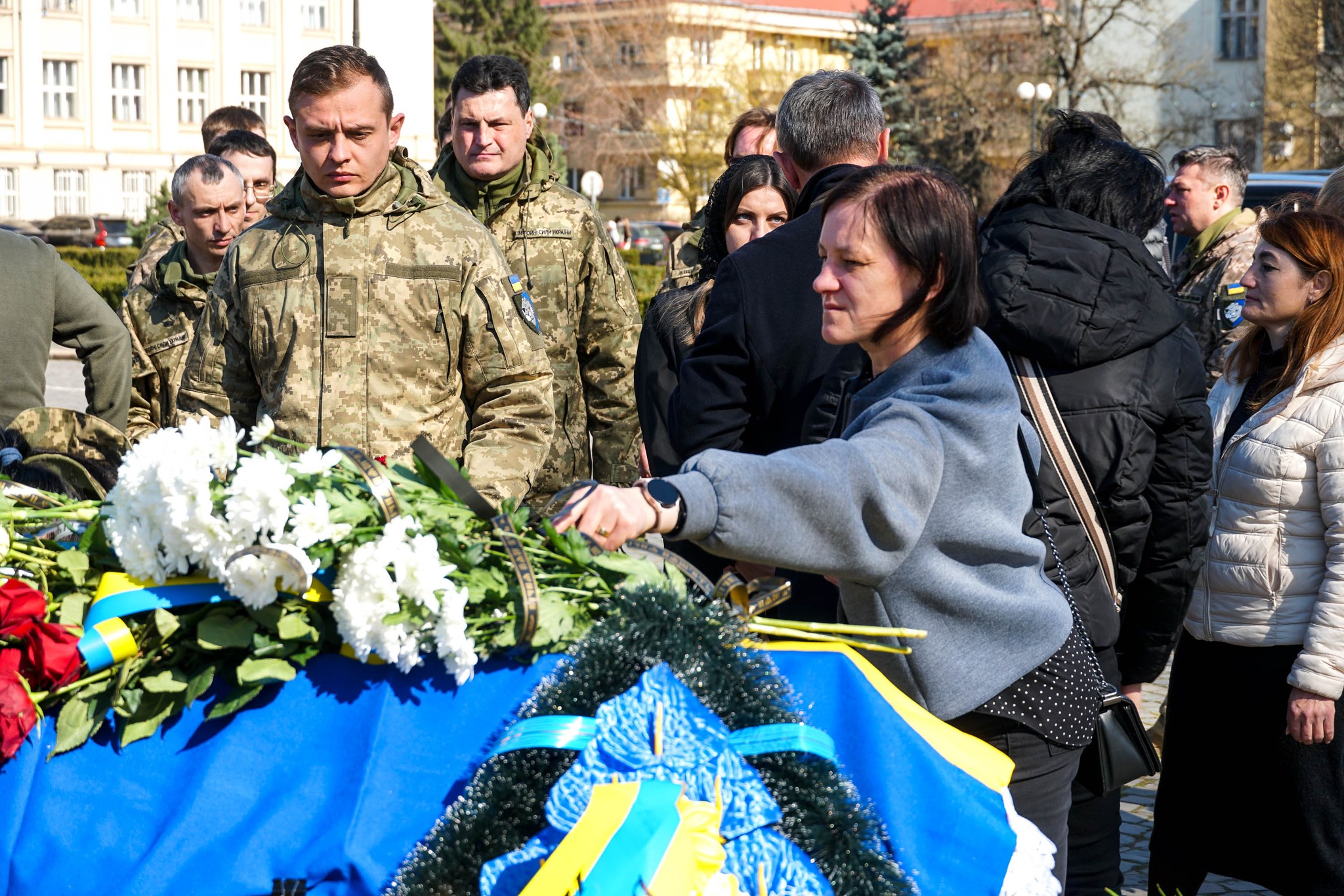 Прощання із полеглим військовим Андрієм Жабським в Ужгороді