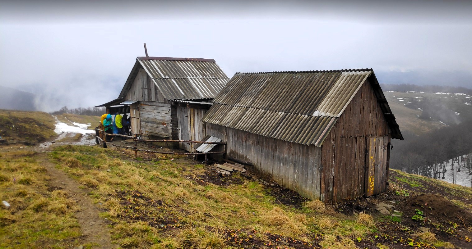 Хатинка в горах