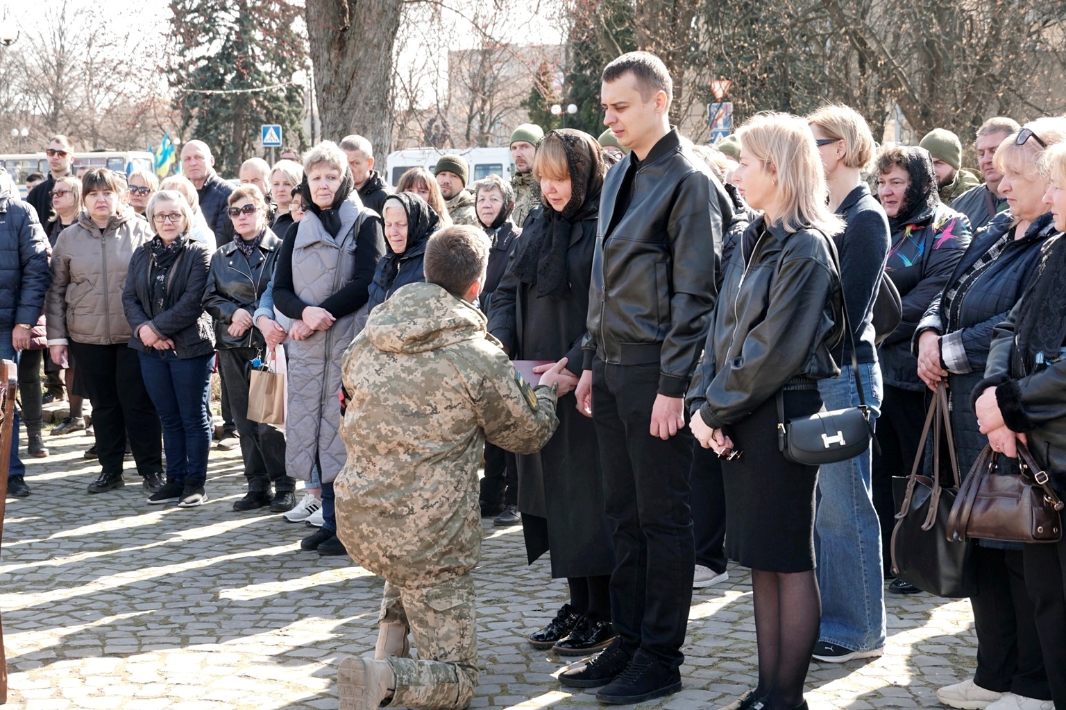 Прощання із офіцером Олександром Сахнюком в Ужгороді