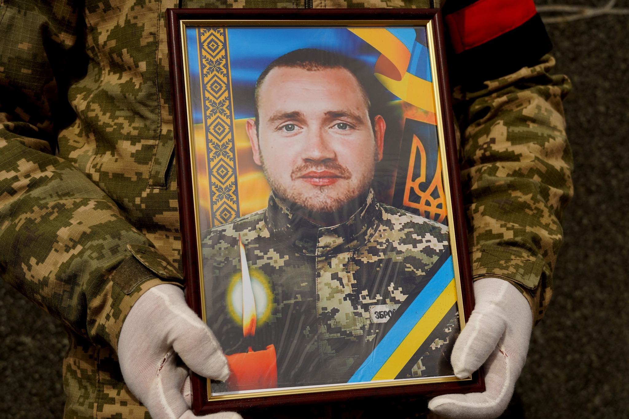 Прощання із воїном Михайлом Шипом в Ужгороді