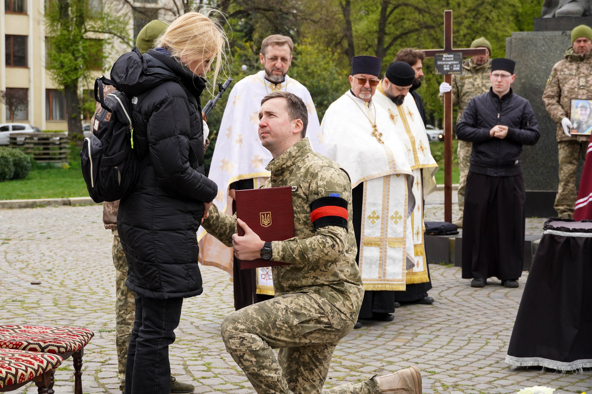 Прощання із воїном Віталієм Бичаком в Ужгороді