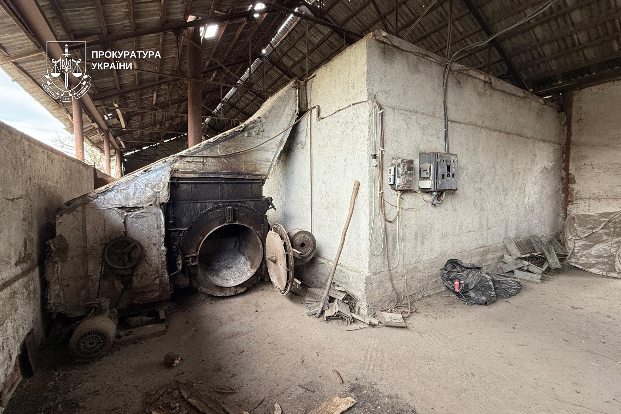 Підпільний бізнес із виготовлення і поширення тютюну