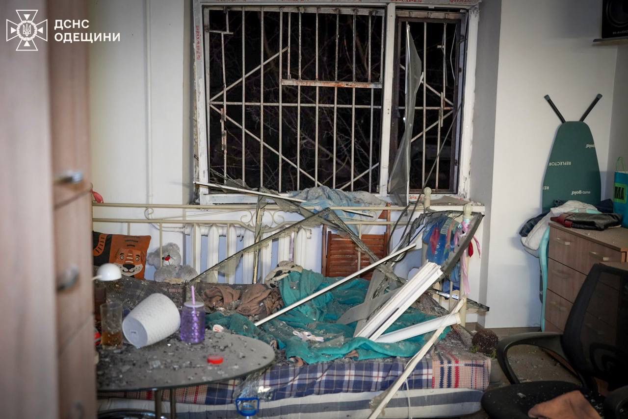 Наслідки російської атаки 16 квітня в Одесі