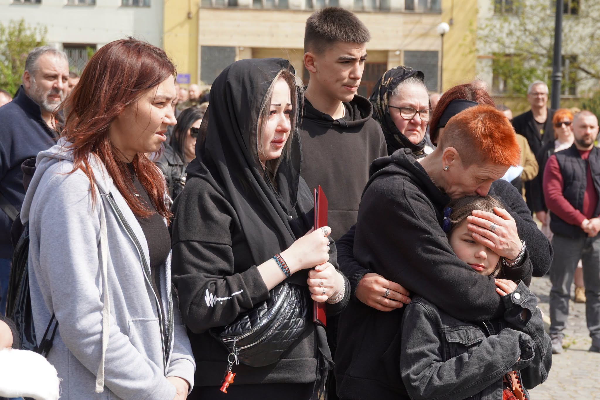 Прощання із полеглим воїном Андрієм Трещаком