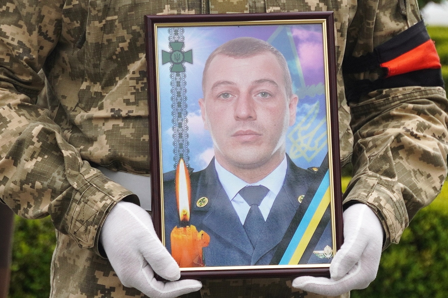 Прощання із полеглим прикордонником Романом Самолюком