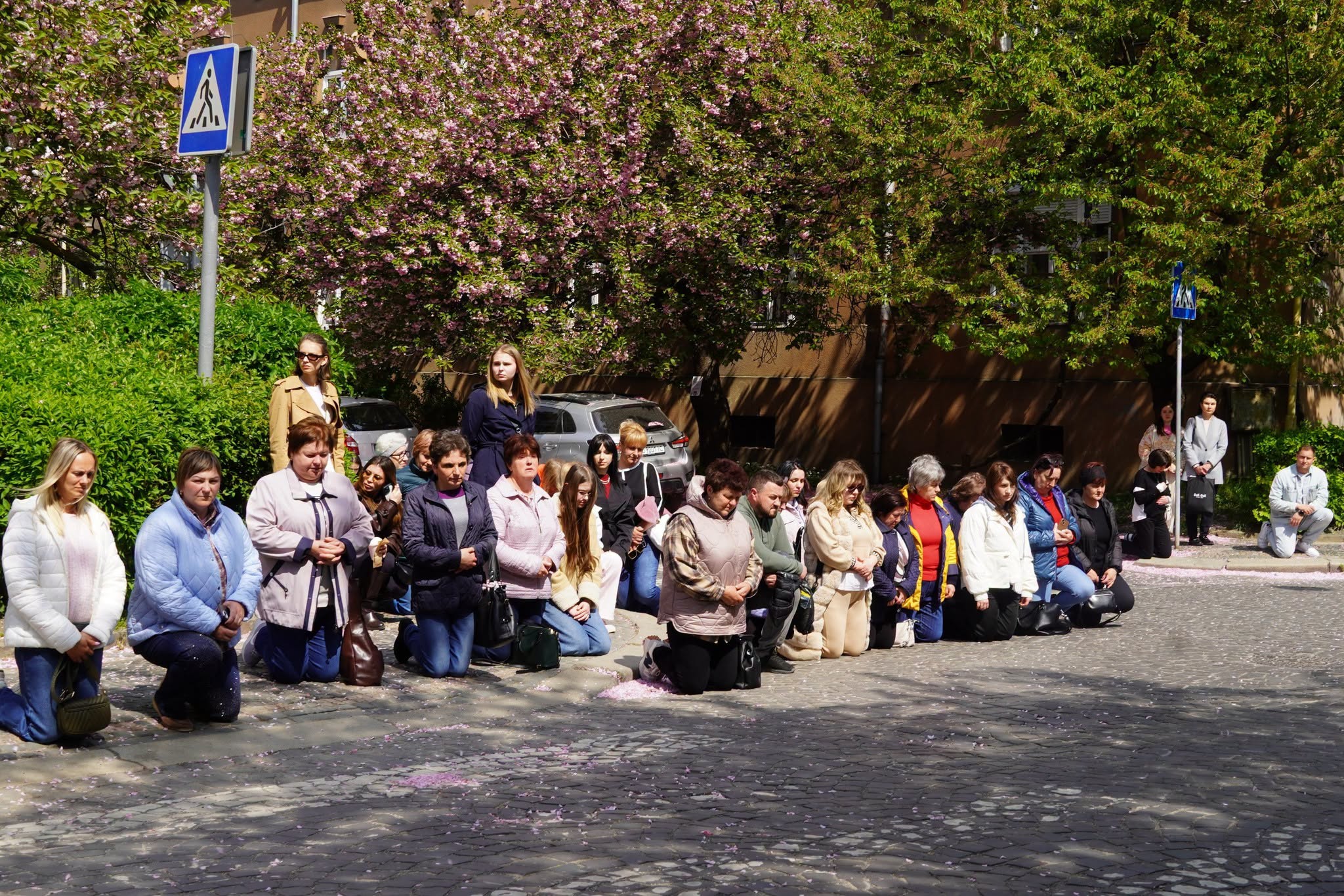Прощання із полеглим воїном Андрієм Трещаком