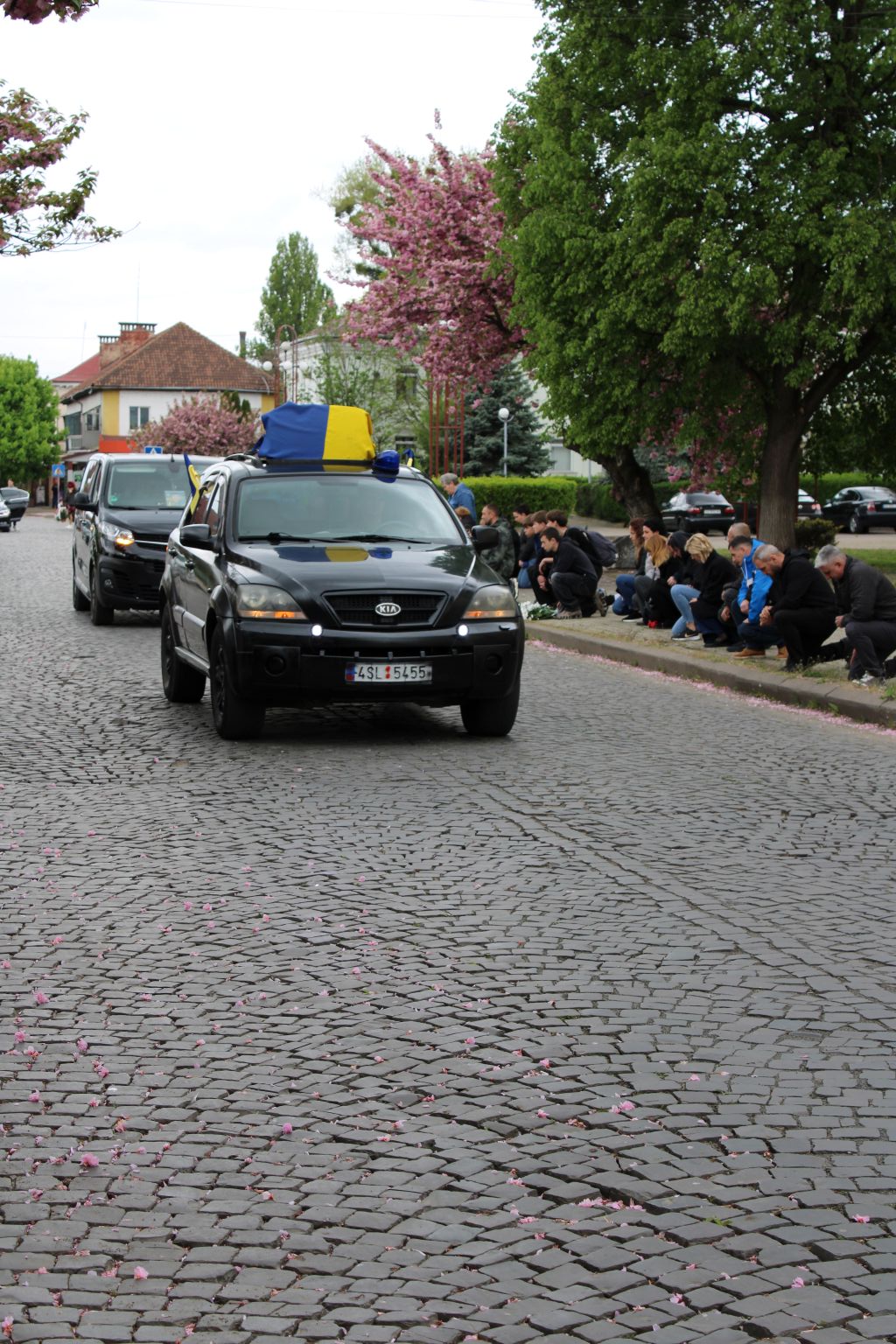 Прощання із воїном Сергієм Пиреу в Чопі
