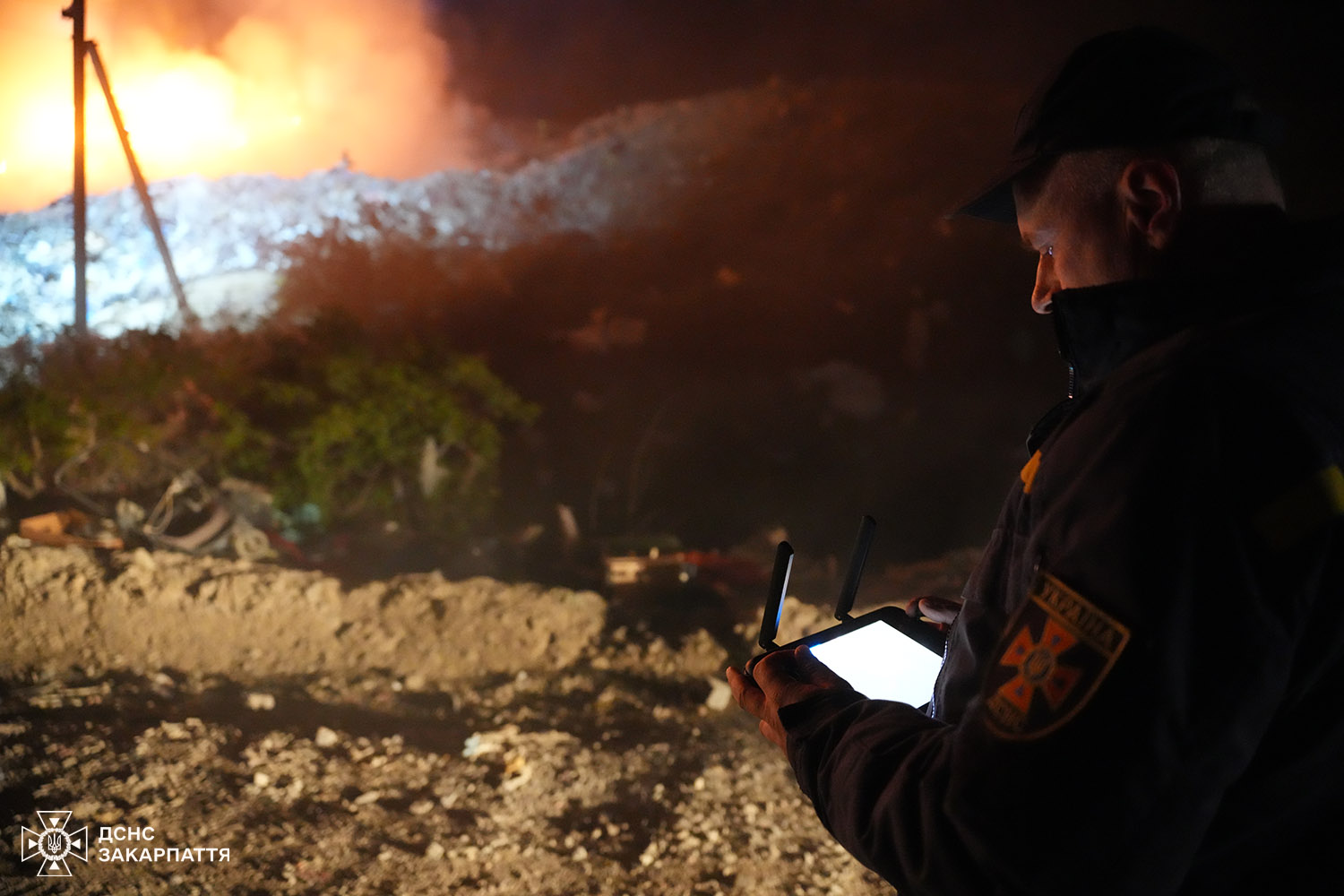 Пожежа на сміттєзвалищі у Барвінку